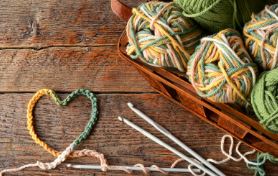 Winter Sip & Stitch with Loop de Loop